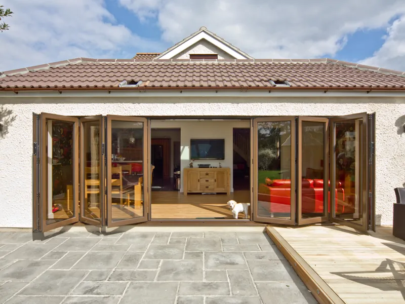 Bifold Hanwell