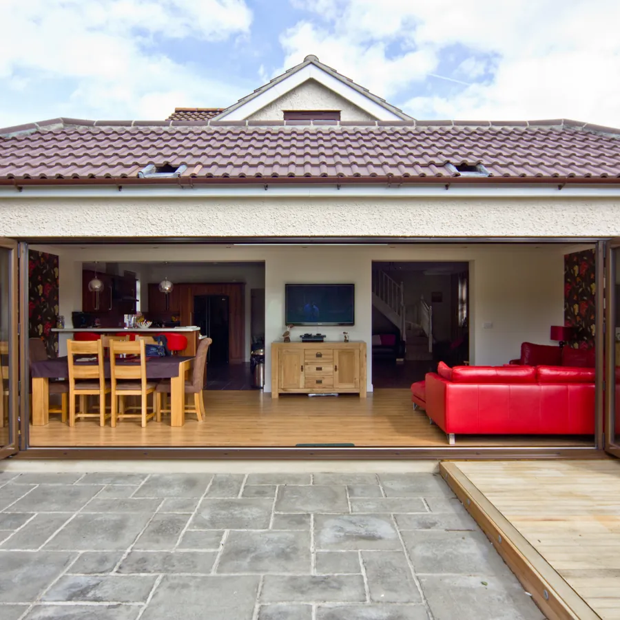 Bifold Hanwell