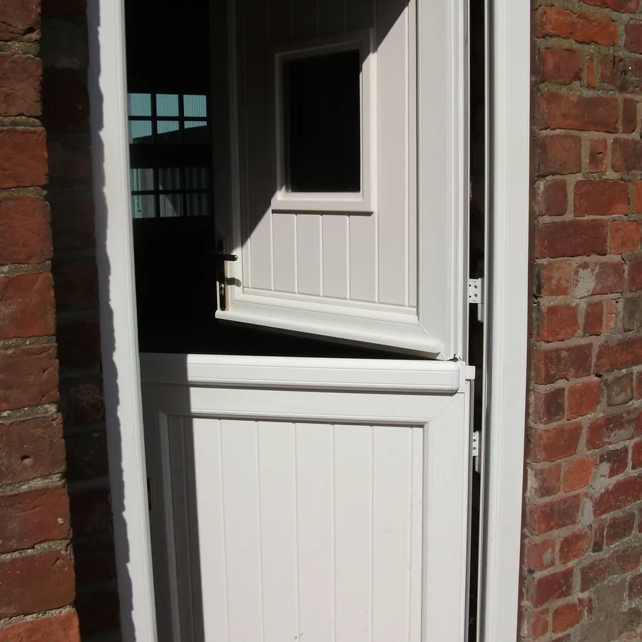 Stable Hanwell