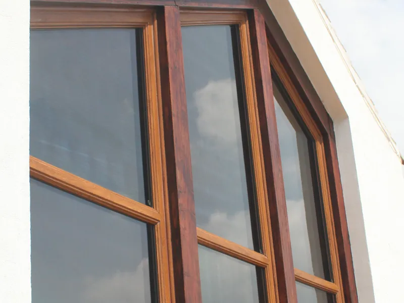 Bay Windows Hanwell