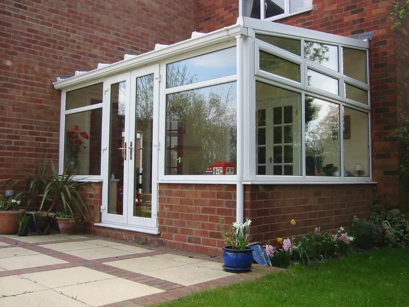 Bay Windows Hanwell