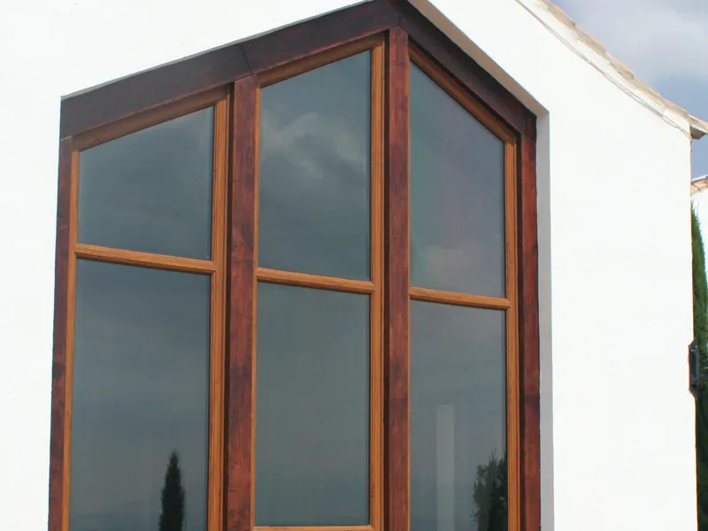 Bay Windows Hanwell