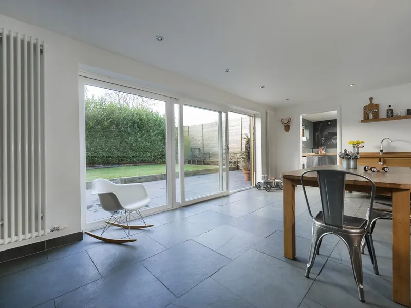 Sliding Windows Hanwell